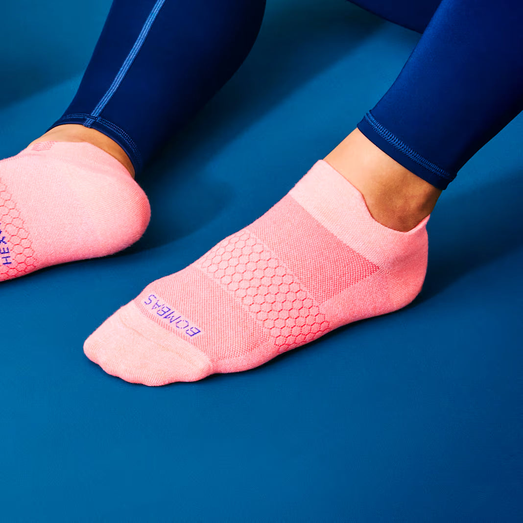 Bombas Women's UltraLite Sport Ankle Socks(neon peach)