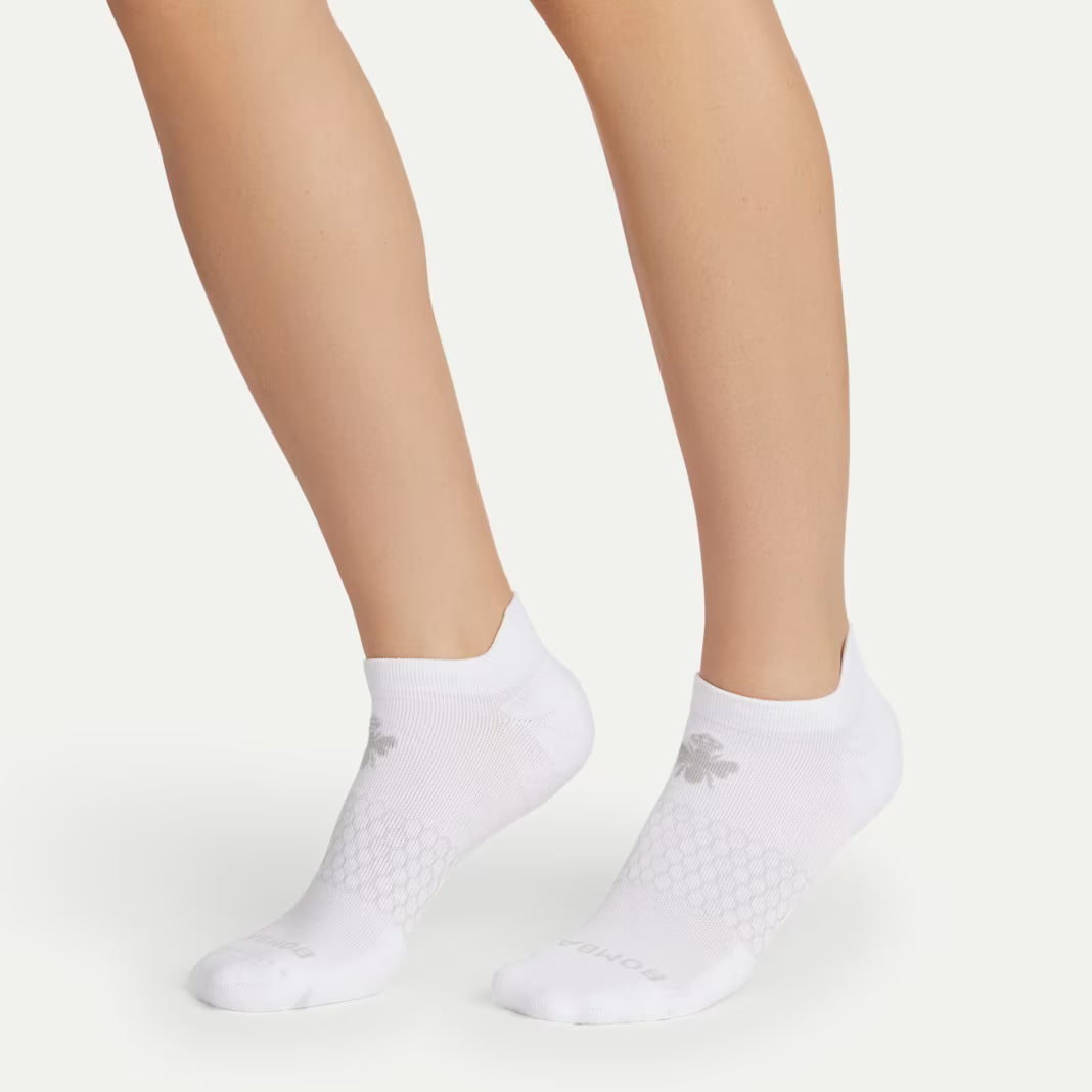 Bombas Women's All Sport Ankle Socks(white)