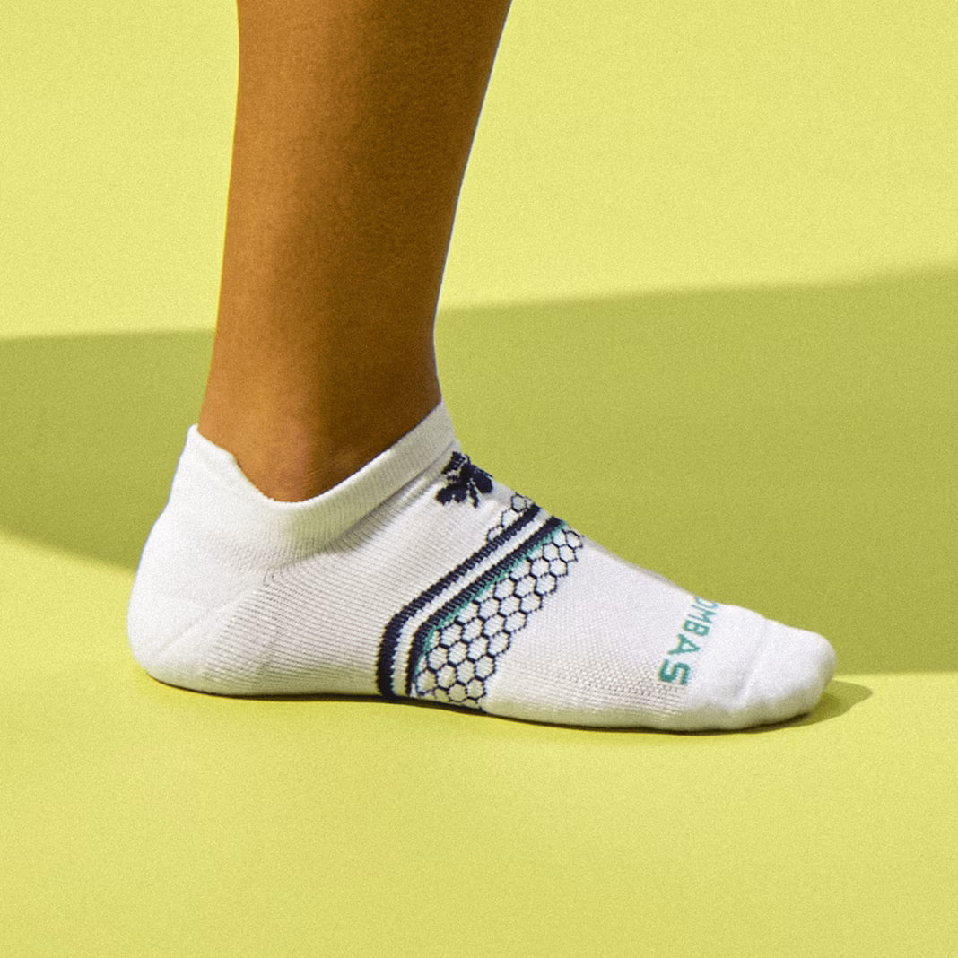 Bombas Women's All Sport Ankle Socks(white navy)