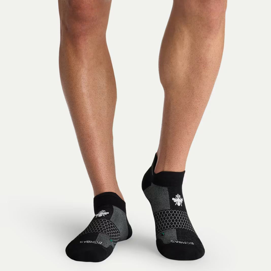 Bombas Men's Run Ankle Socks(Black Onyx)