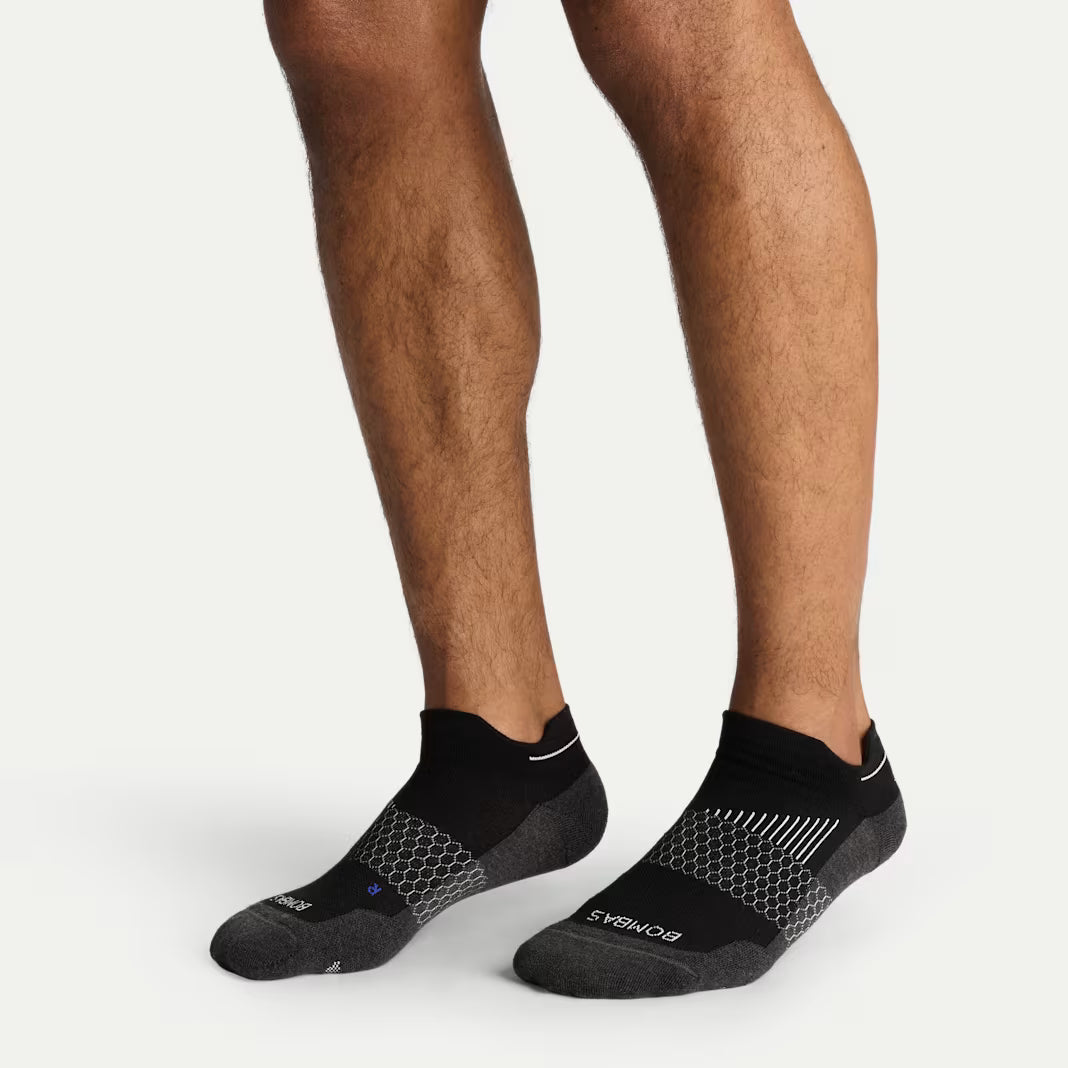 Bombas Men's Run Ankle Socks(black cobalt)