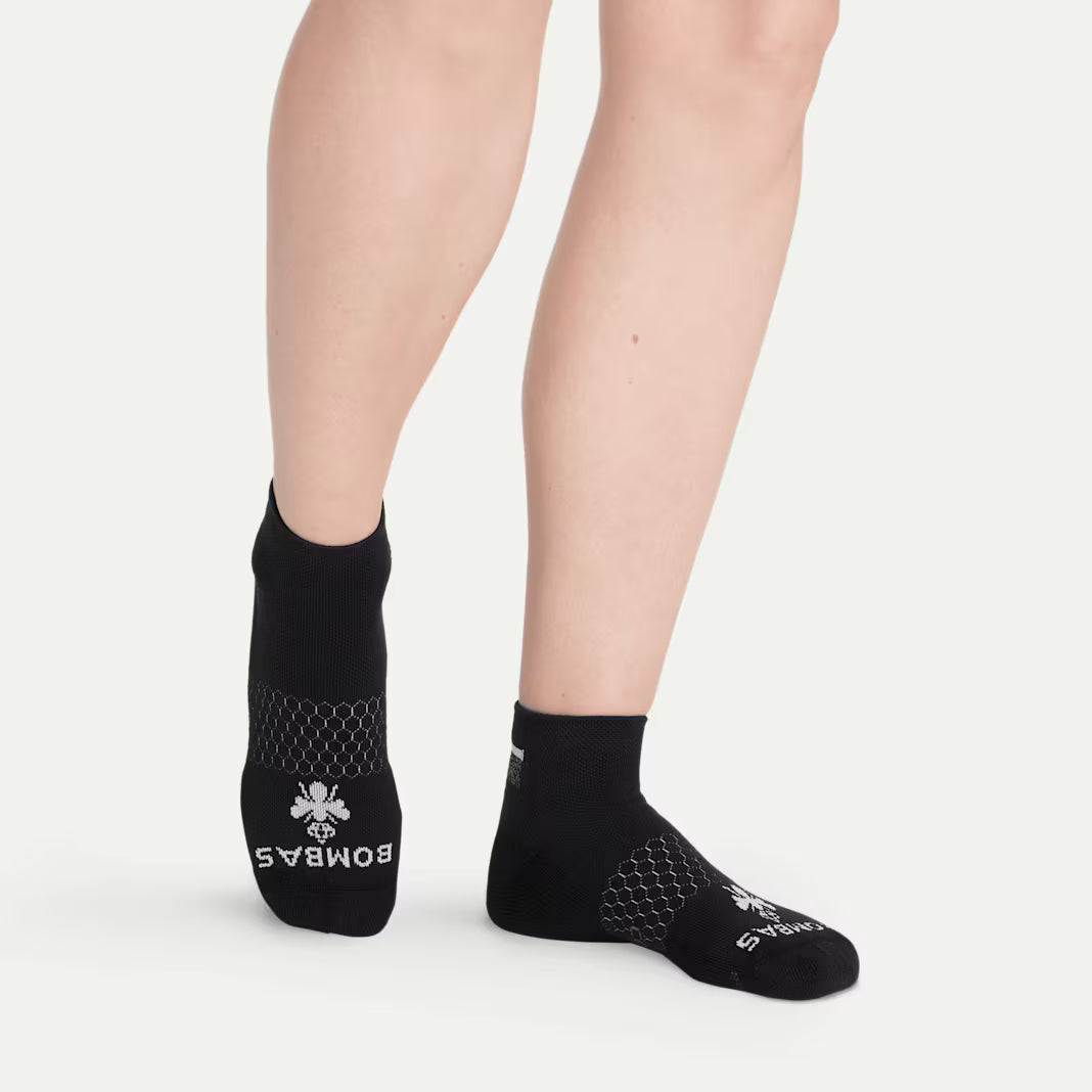 Bombas Women's Performance Compression Ankle Socks(Black)