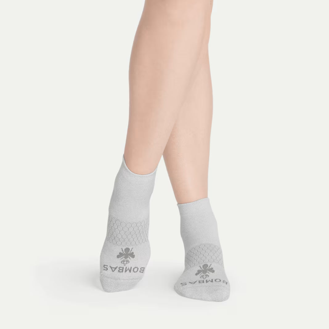 Bombas Women's Performance Compression Ankle Socks(light grey)
