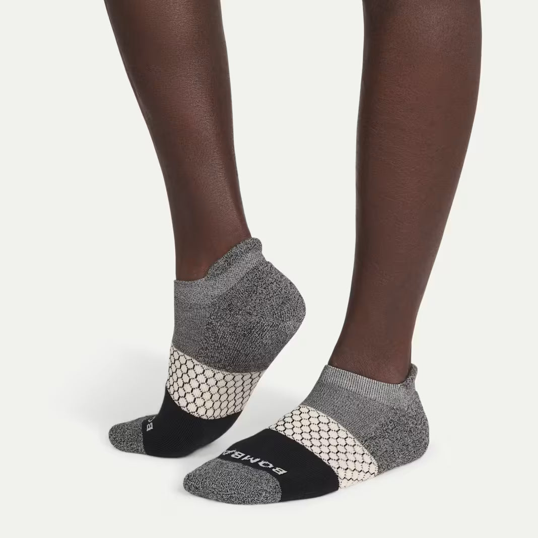 Bombas Women's Tri-Block Ankle Sock(Marled Dark Grey And Cream)