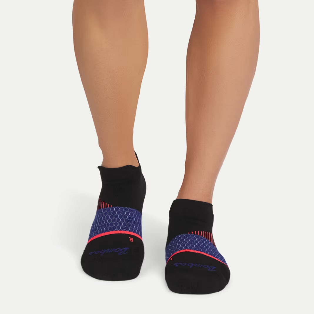 Bombas Men's Run Ankle Socks(cosmic night)