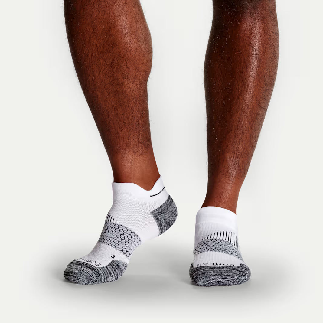 Bombas Men's Run Ankle Socks(white)